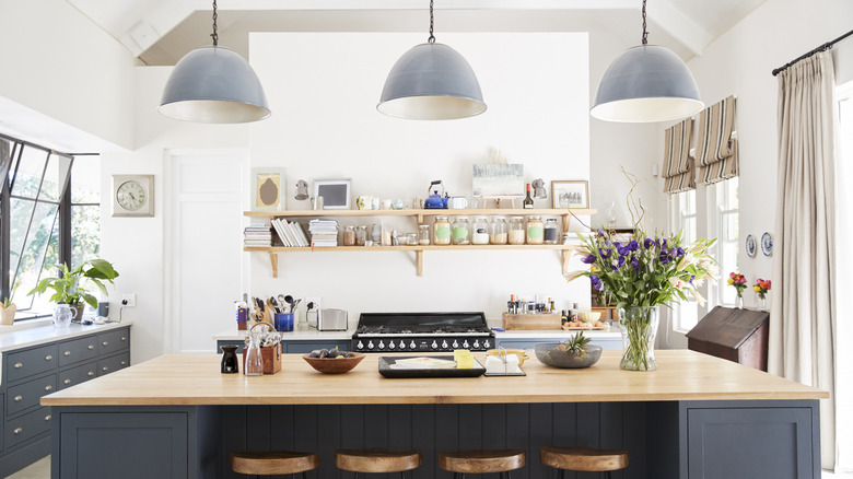 cottage-style kitchen