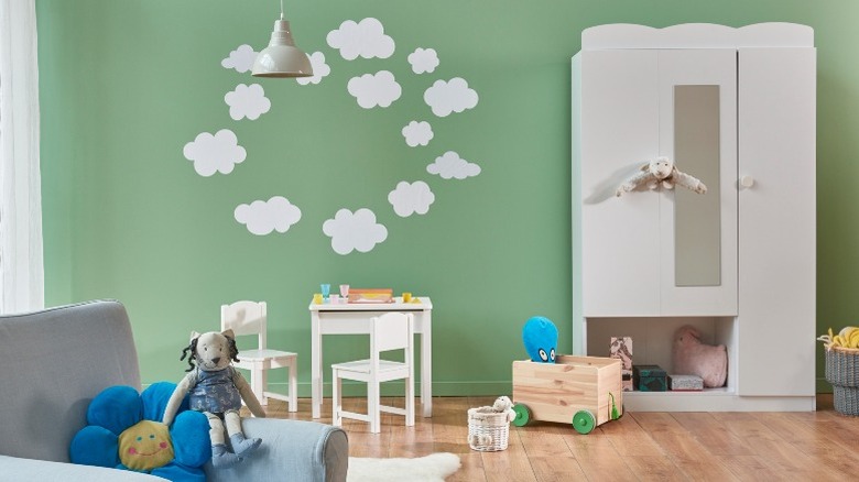 Green wall kid's room