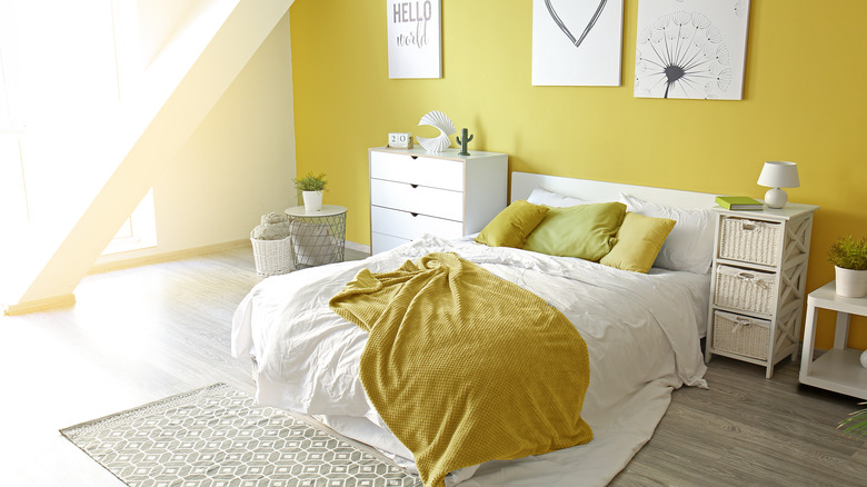 mustard bedroom 