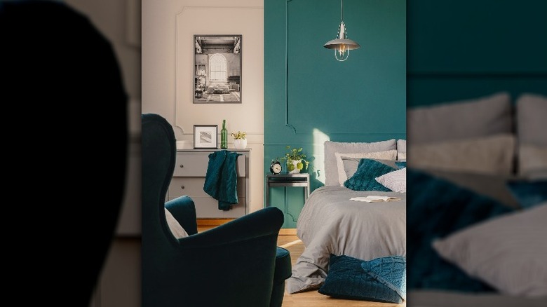 Teal accent wall bedroom