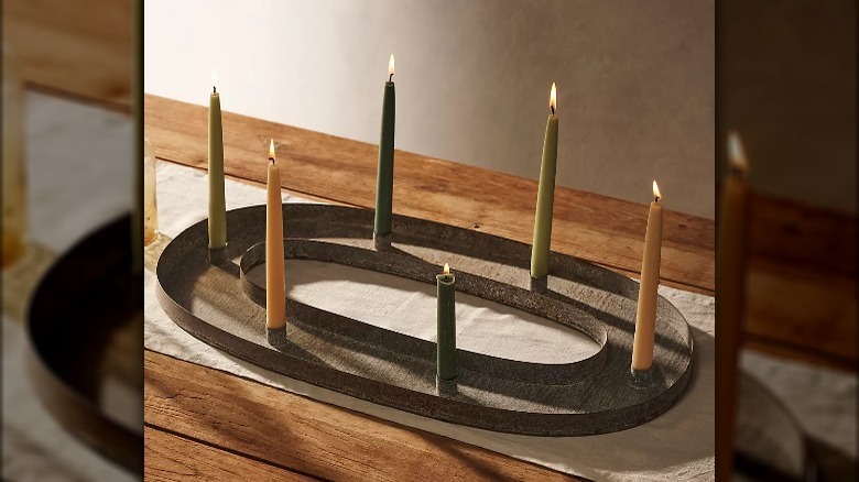 Trough candlestick holder