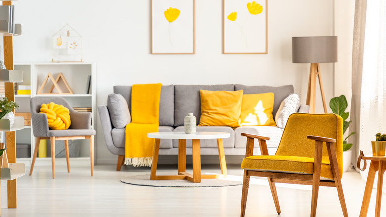 Gen Z yellow and gray room