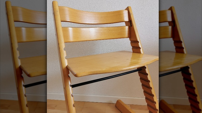 adjustable kids chair