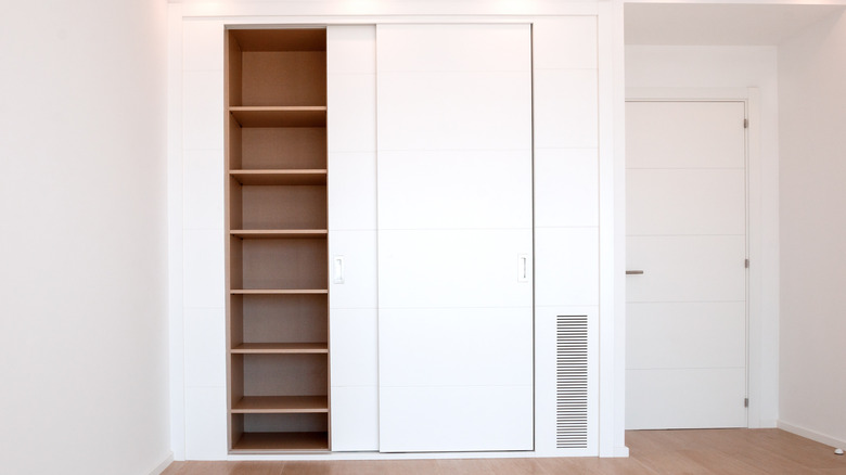 sliding closet door