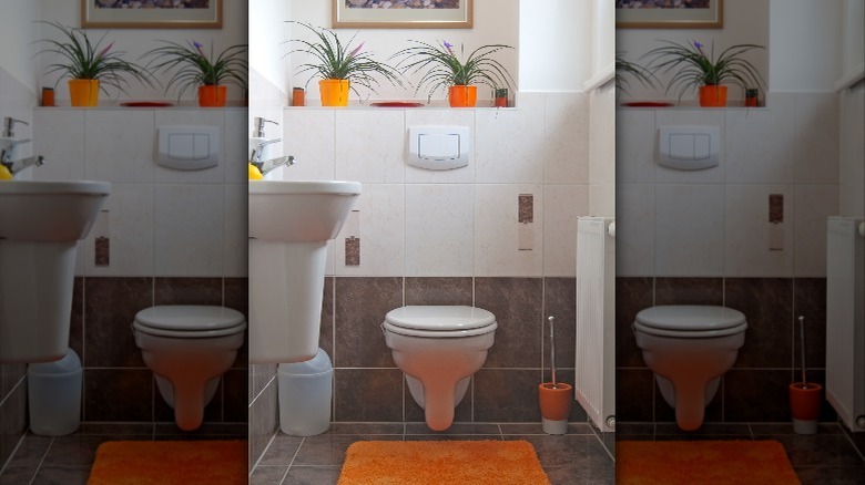 orange décor in bathroom 