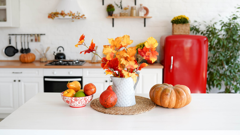 pumpkin décor in kitchen