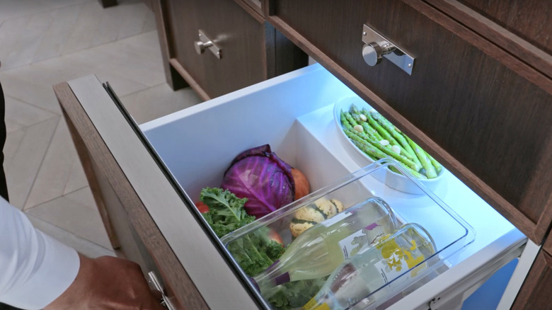 LED lighting refrigerator drawer