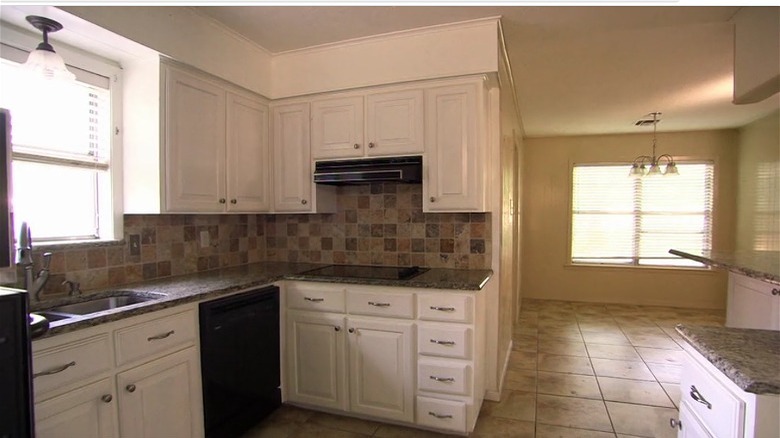 ugly brown and white kitchen