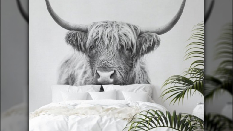bull mural
