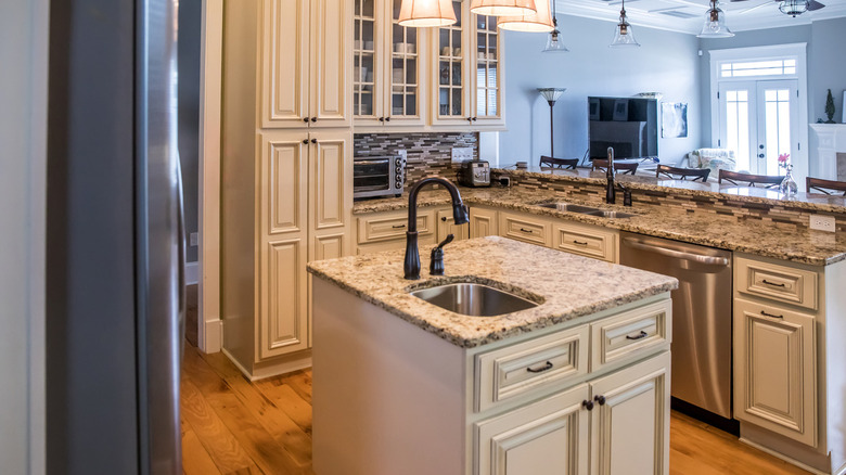 granite island countertop