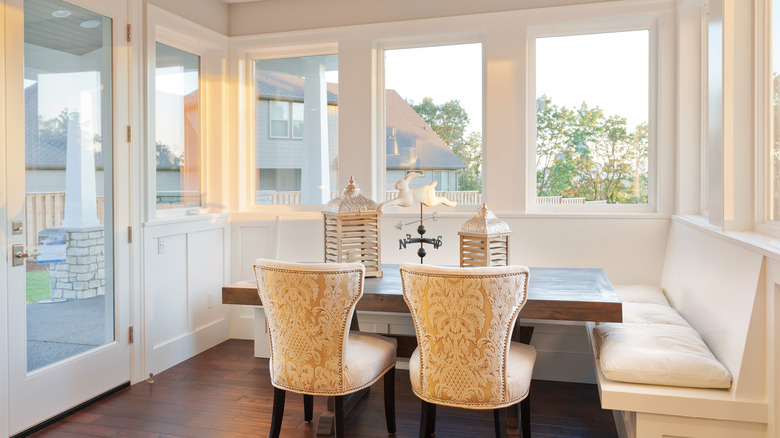 White farmhouse breakfast nook