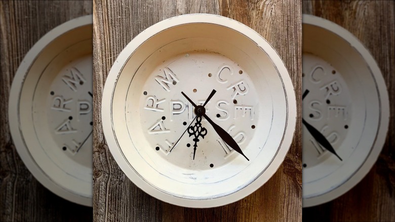 pie plate wall clock