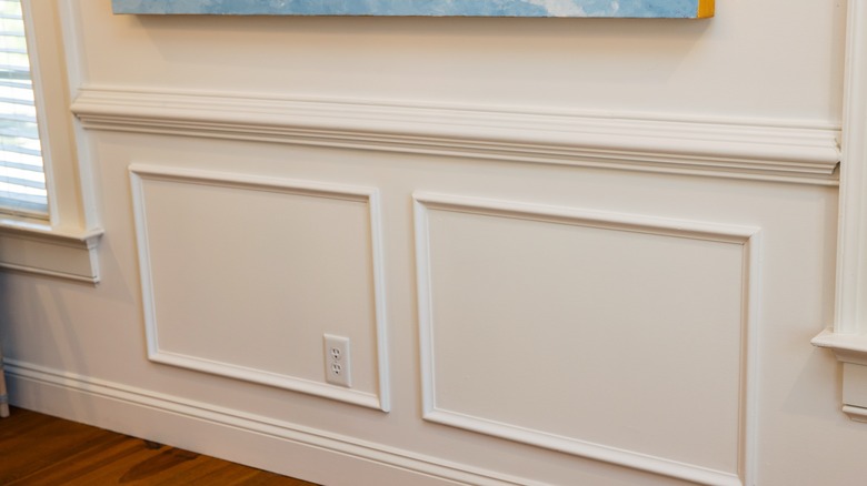 wood trim molding on wall