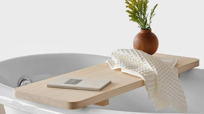 Japanese hinoki cypress bath tray