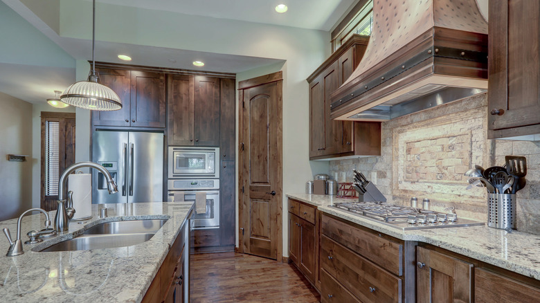 Modern Tuscan style kitchen