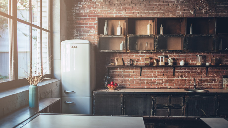 Rustic kitchen brick backsplash