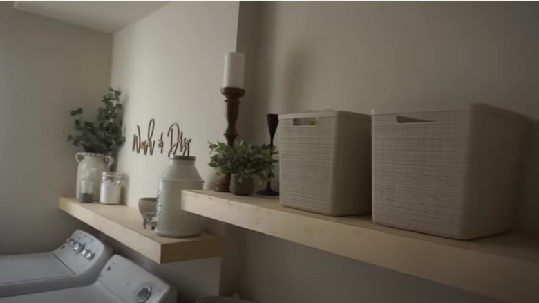 Neutral and clean laundry room