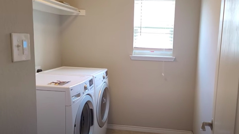 Basic laundry room