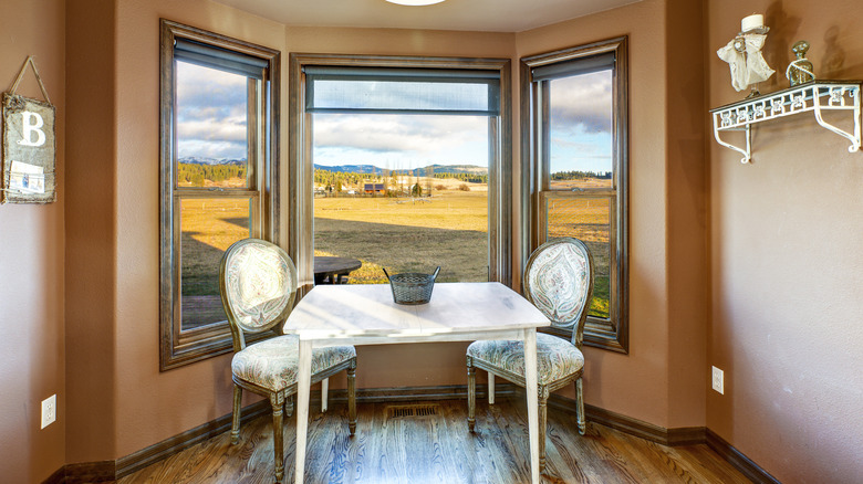 Breakfast nook near window