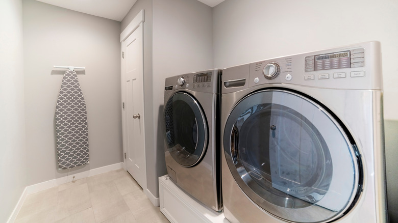 5 of the Best Affordable Laundry Room Essentials You Need