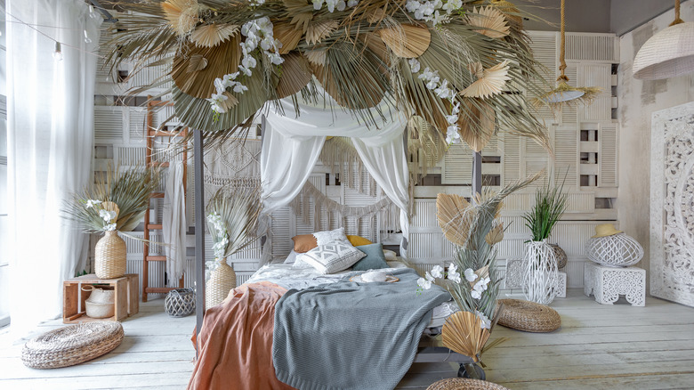 Balinese-inspired bedroom