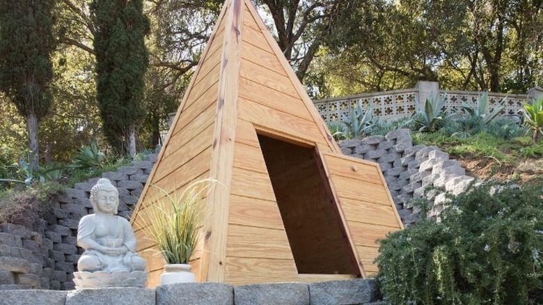 Airbnb with meditation pyramid