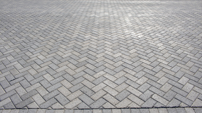 Patio with stone herringbone