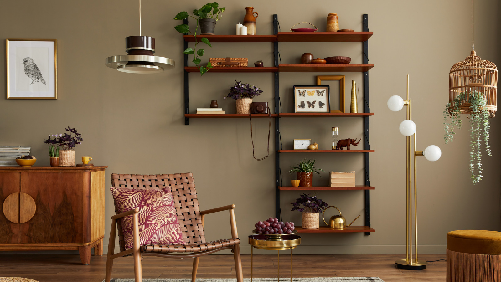 Bookshelf Styling With Plants 