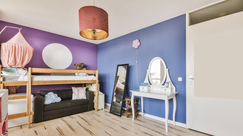 bunk bed kids room 