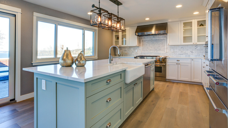 Seafoam green island marble counter