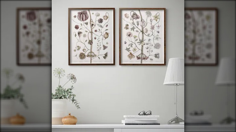 posters with vintage flowers