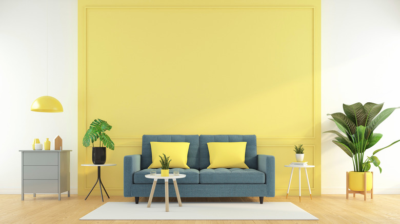 Room with a yellow wall