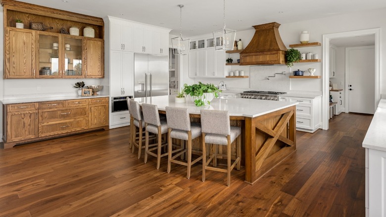 farmhouse kitchen