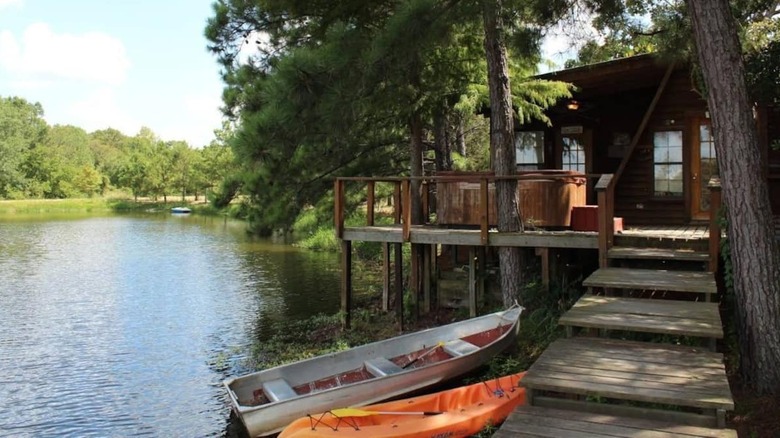 Bluegill cabin retreat Airbnb