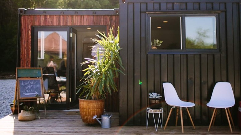 shipping container home in Pleasant Hope, Missouri 