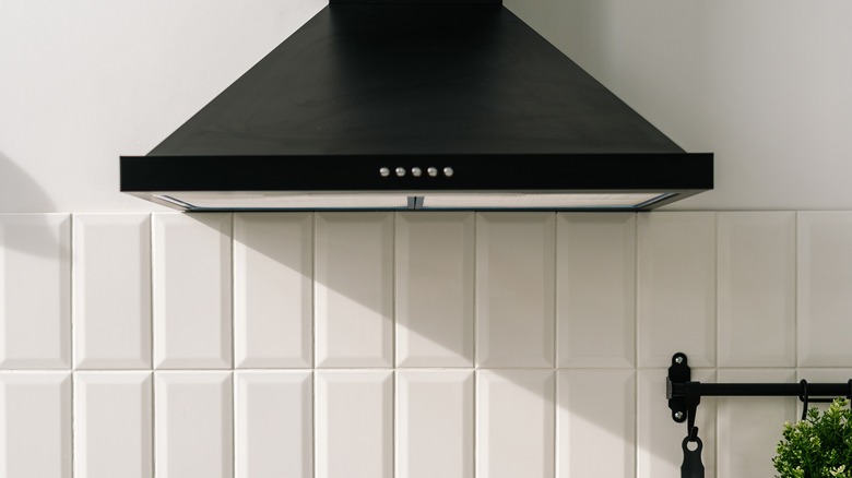 kitchen stove hood