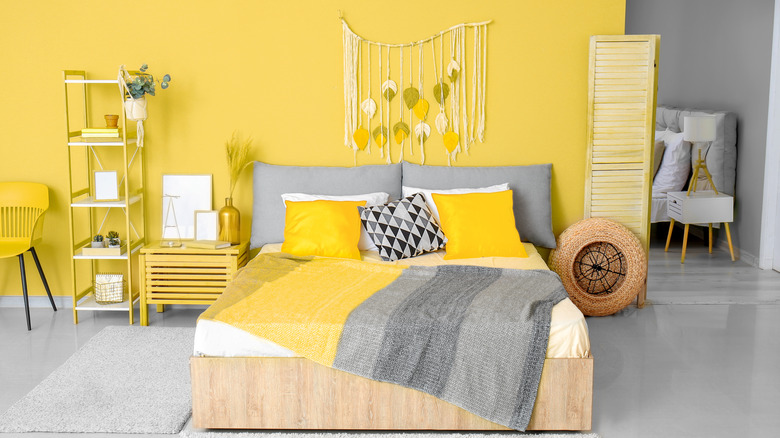 Yellow room with gray accents