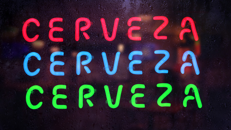 Neon cerveza sign