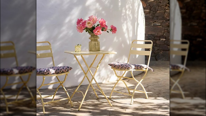 Butter yellow patio bistro set