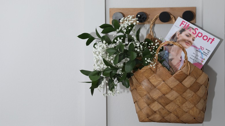 hanging basket with magazine