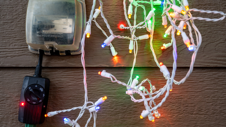 christmas lights and plug