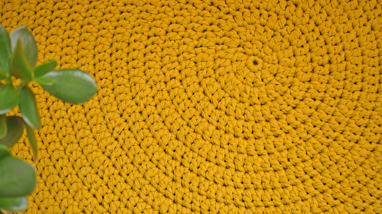 round yellow rug