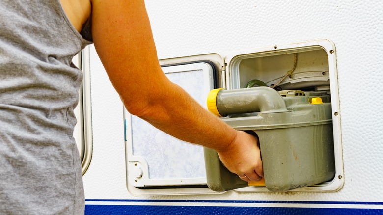 Removing a water tank