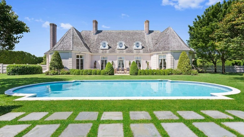 Bridgehampton estate Airbnb