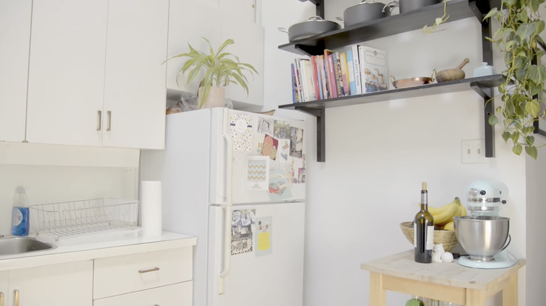 airy rental kitchen 