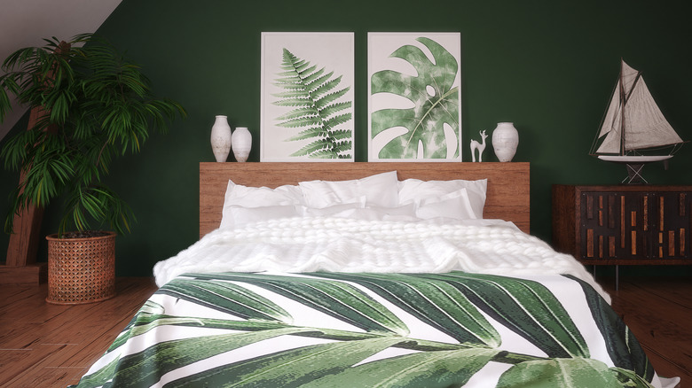 Leafy green inspired bedroom