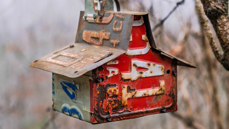 birdhouse made of license plates