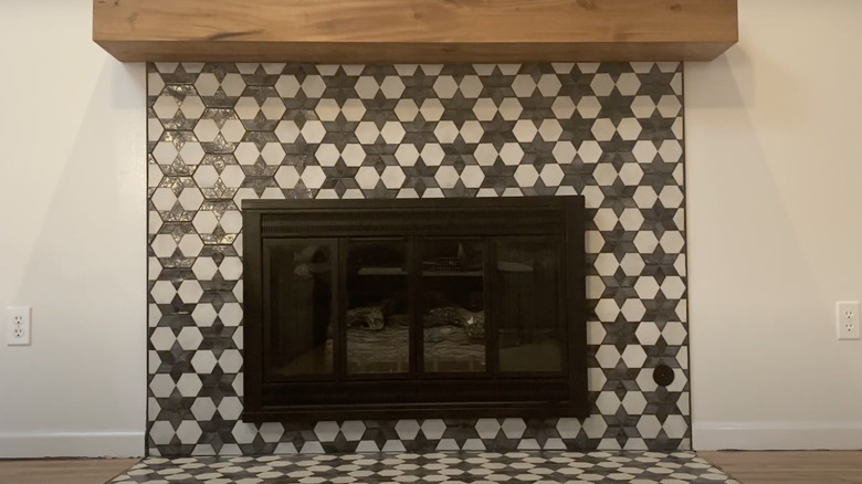 star patterned fireplace