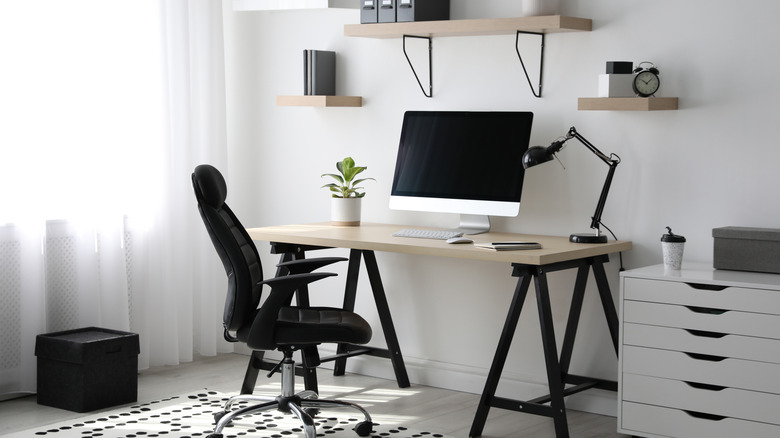 30 DIY Desks That Really Work For Your Home Office