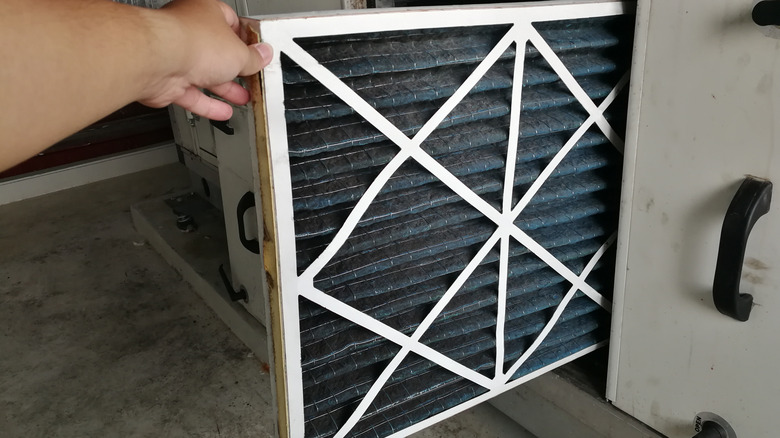 Changing a HVAC filters